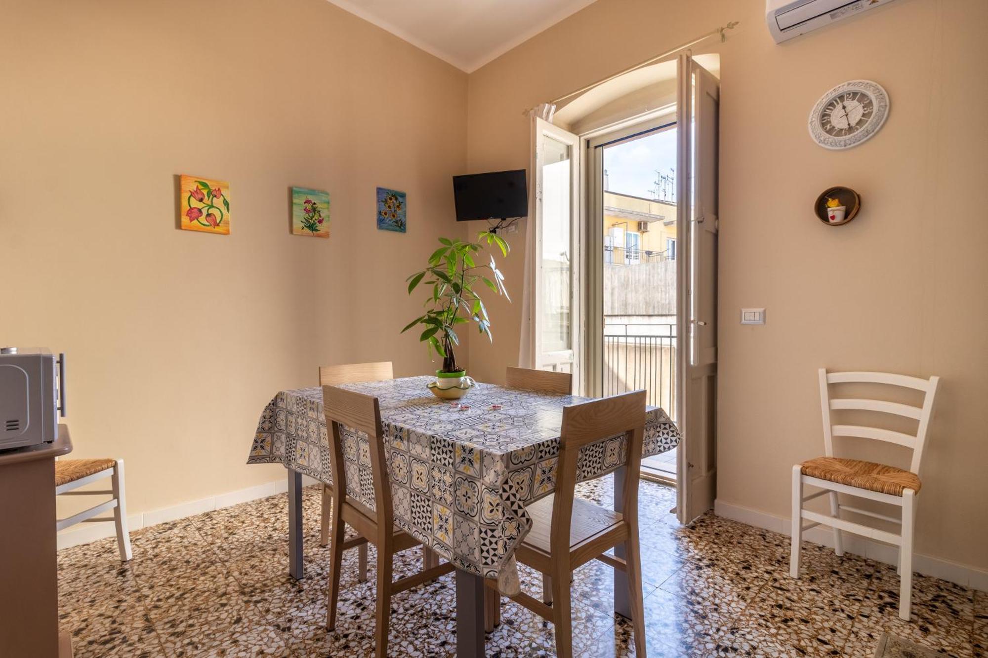 Appartamento Dormiamoci Su Mottola Esterno foto